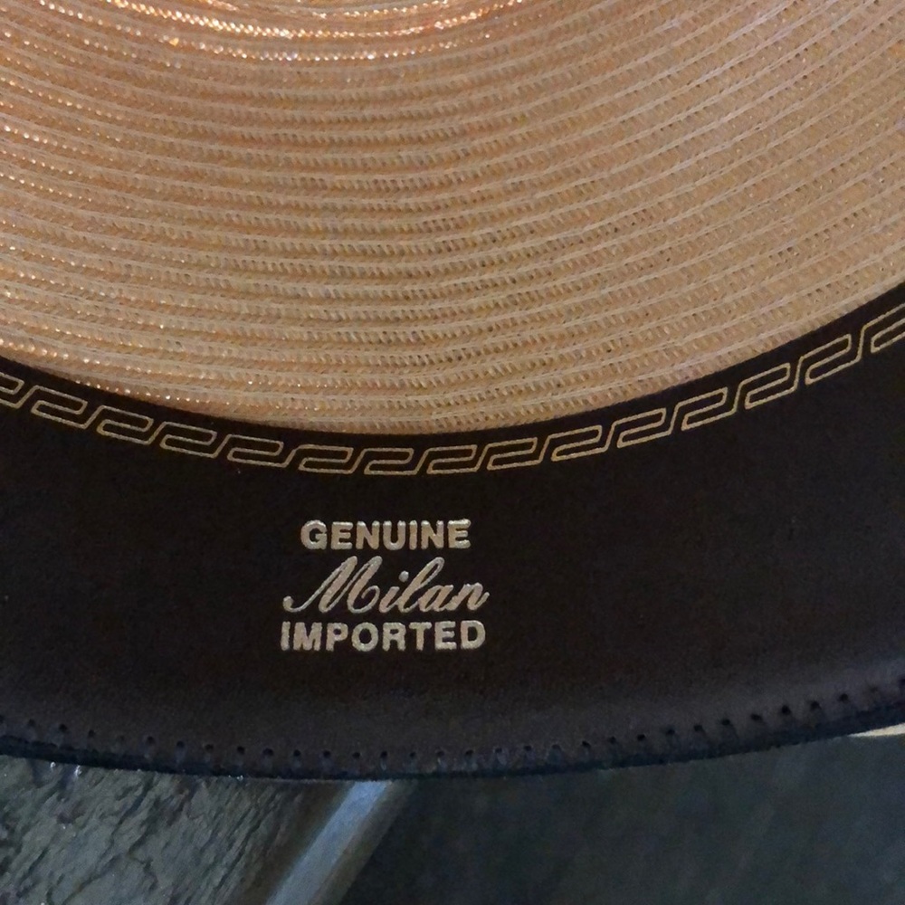 Straw hat - Picture 2 of 3